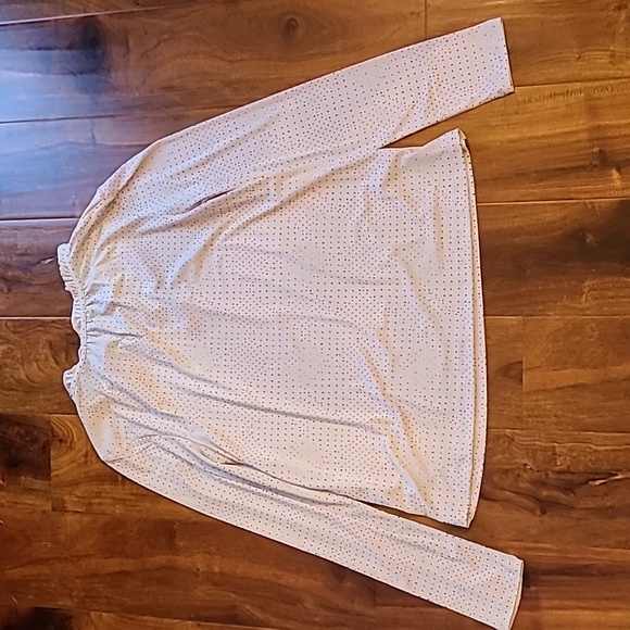 Banana Republic Ruffle tie-neck Spotted Blouse - Picture 9 of 9